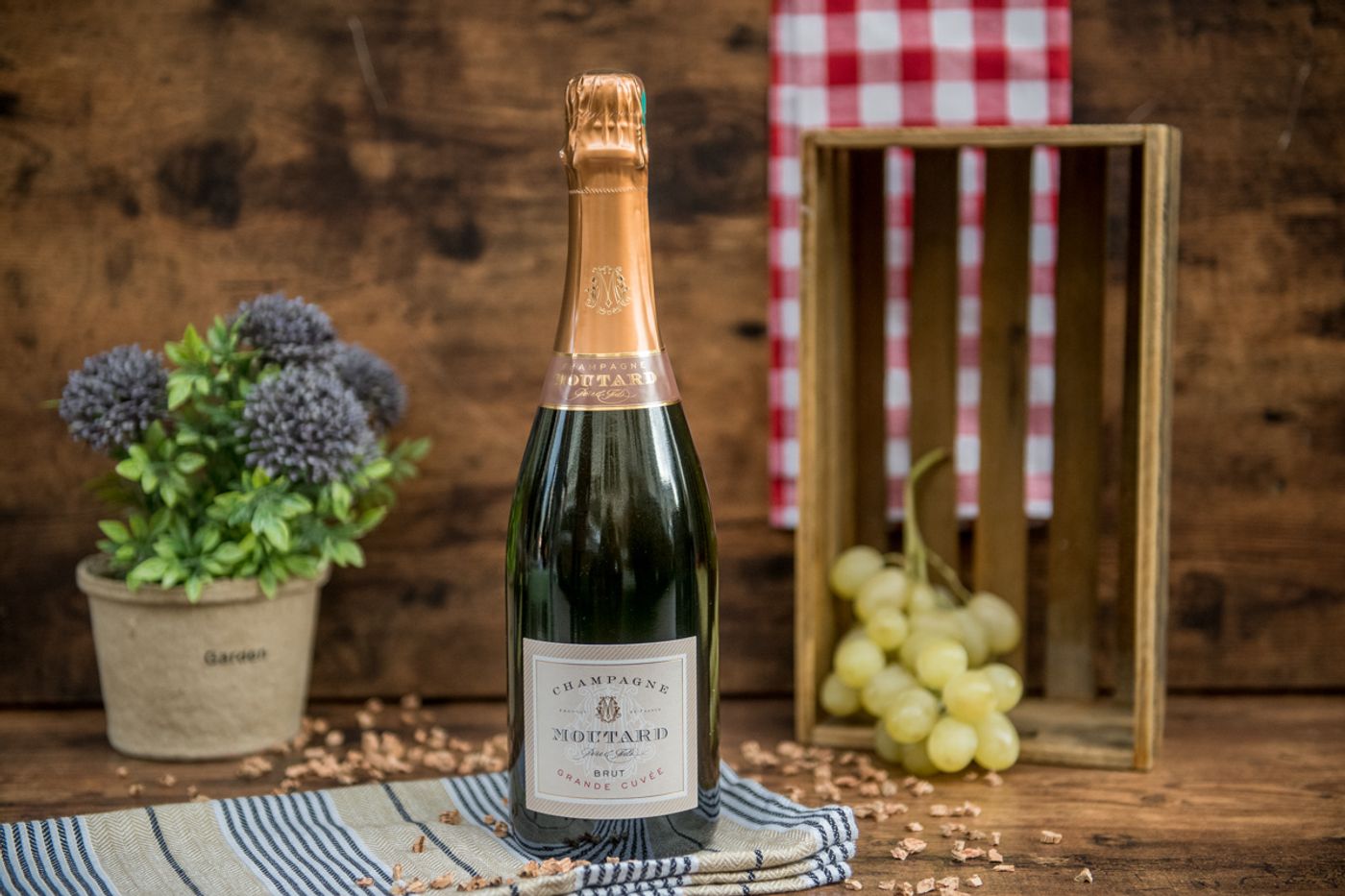 Livraison Champagne Moutard Brut Blanc de blancs à LevalloisPerret