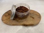 Ganache chocolat, crumble cacao et fève de tonka