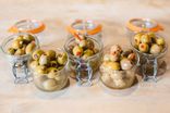 Olives vertes farcies aux amandes