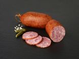 Saucisson à l'ail en chapelet