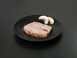 Terrine de pintade aux fruits secs
