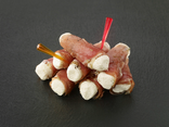 Involtinis de jambon sec à la ricotta