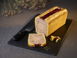Pâté en croûte de foie de canard aux girolles