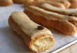 Eclair Café