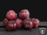 Prune rouge