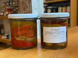 Aubergines et poivrons rôtis marinés à l'huile d'olive