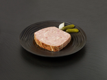 Terrine de lapin au romarin