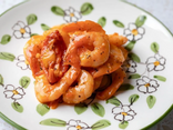Gambas relevées aux tomates confites