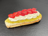 Éclair Pistache Framboise