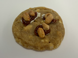 Cookie cacahuète, caramel & chocolat blanc