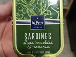 Sardines olive tranchées et romarin