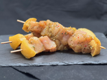 Brochette de poulet (thym - romarin - citron)