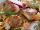 Nage de St Jacques sauce aux langoustines