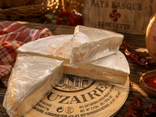Brie du mois : piment d'Espelette