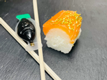Cool rolls saumon, fromage frais, sésame, wasabi