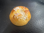 Petite brioche au sucre grain