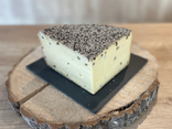 Tomme au Poivre Noir