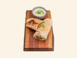 Oriental (agneau) Pain pita, keftédès d’agneau et de veau