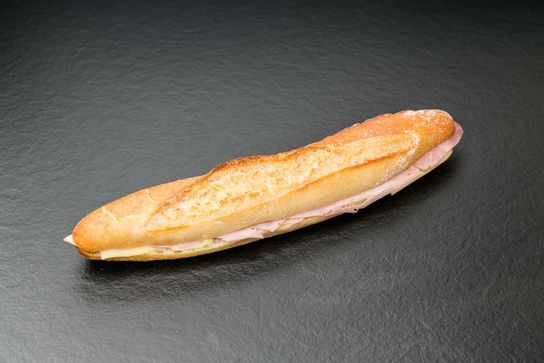 Sandwich jambon beurre cornichons