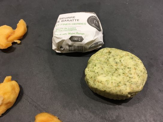 BEURRE AIL ET FINES HERBES