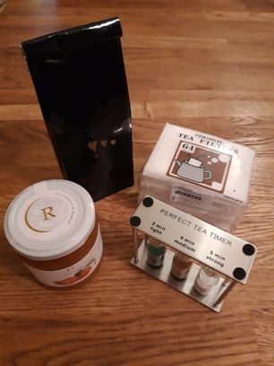Coffret thé+ confiture+ sablier+ sachet filtres
