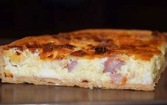 Tarte salée + Dessert au choix