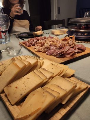 Planche raclette (fromage & charcuterie)