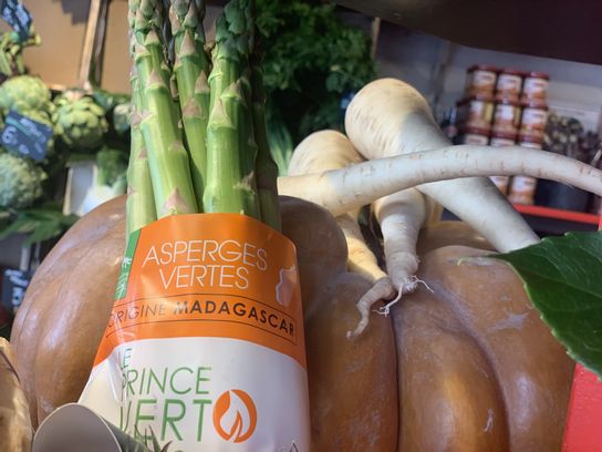 Asperge vertes en botte