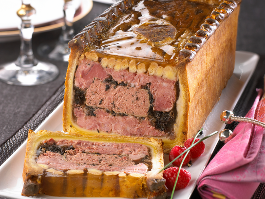 Pâté en croûte de chevreuil aux champignons