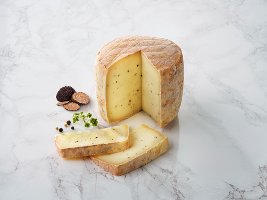 Tomette de brebis à la truffe d'été (1,2 %)