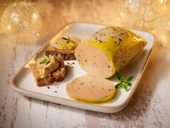 Foie gras de canard entier mi-cuit à l'Armagnac