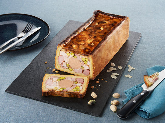 Pâté en croûte de poulet au vinaigre de vin à la framboise