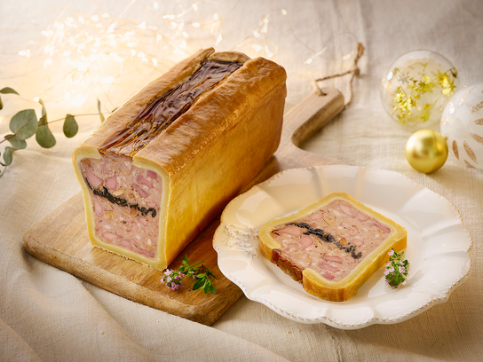 Pâté en croûte de chapon aux trompettes de la mort