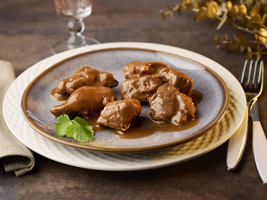 Sauté d’autruche aux morilles