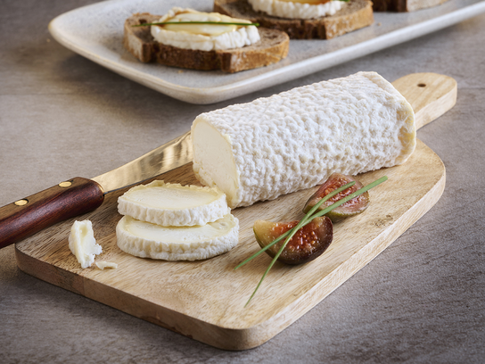 Bûchette de fromage de chèvre