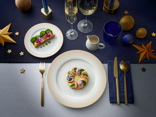 Entrée : Carpaccio de Saint-Jacques & homard