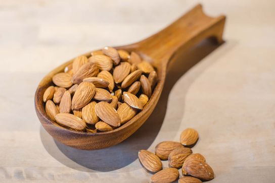 Amandes épluchées sèches