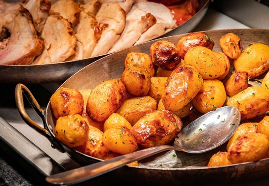 Pommes de terre grenaille cuisinées à l'ail