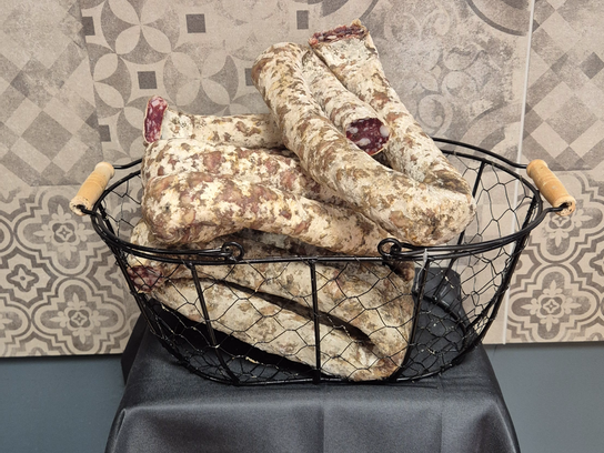 Saucisse sèche à la perche