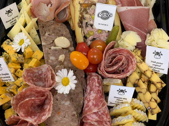 Plateau apéritif dinatoire fromage & charcuterie - à la part