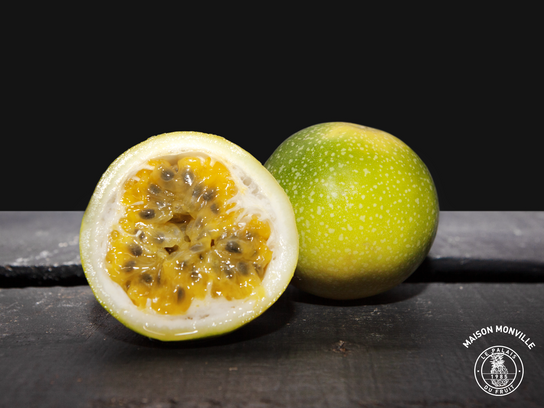 Fruit de la passion Gold (prix pour 1 pièce)