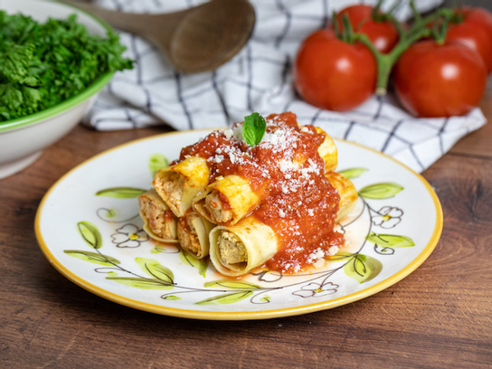 Cannelloni pecorino, tomate & basilic frais