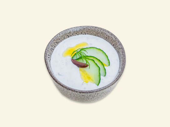 Tzatziki, émincé de concombres au yaourt grec