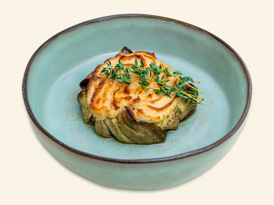 Moussaka, gratin d’aubergines, courgettes, agneau et au veau