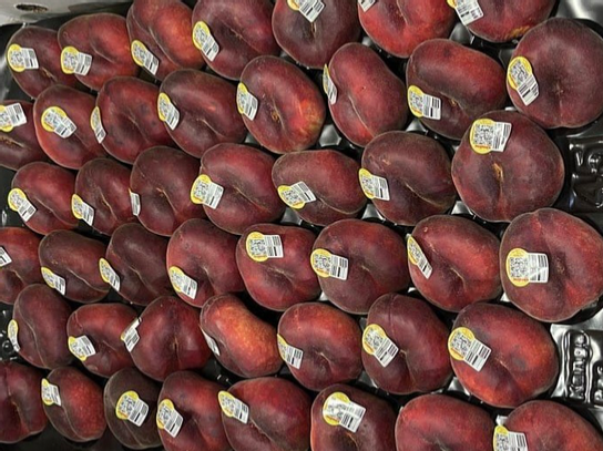 Nectarines plates extra