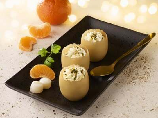 Oeuf de noix de Saint-Jacques à la mandarine