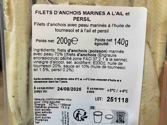 Anchois frais marinés ail et persil