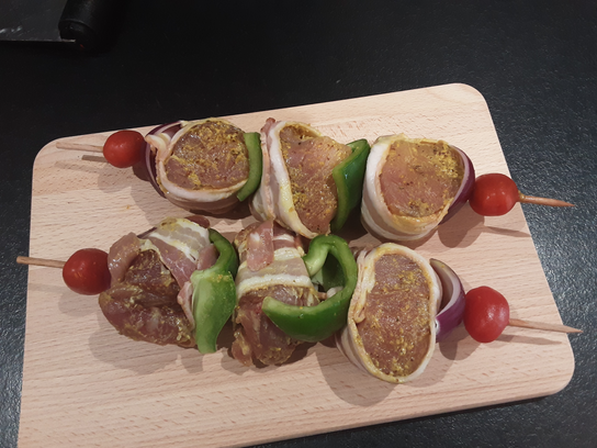 Brochette de filet mignon de porc marinée