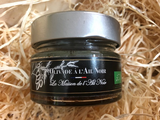 Olivade à l'ail noir