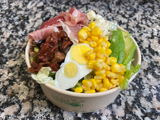 Salade jambon, poulet, crudités